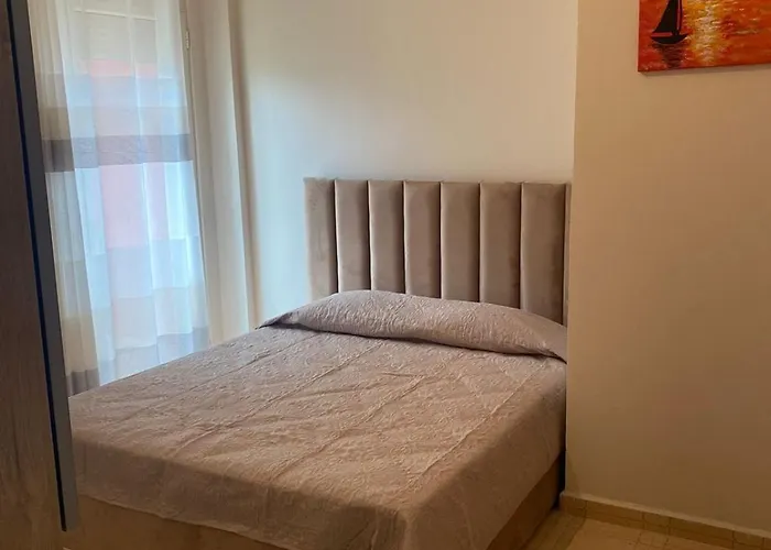 公寓 Comfort Near Golemi 格勒姆